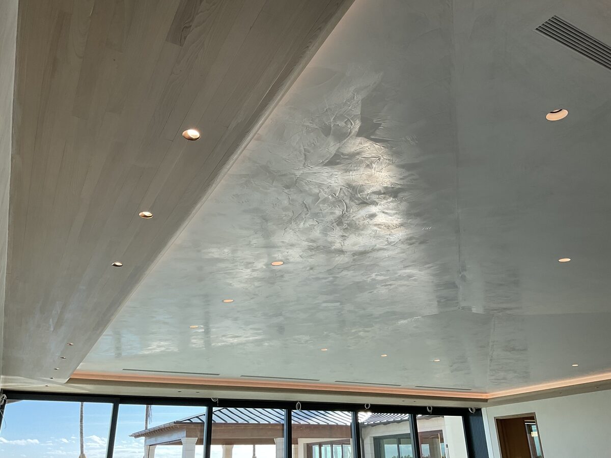 High-gloss Venetian plaster ceiling detail